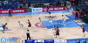 神兵天降！曾凡博起飛力壓防守雙手暴力補(bǔ)扣